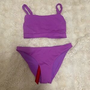 Left on Friday size M colour punch